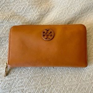 Tory Burch Wallet